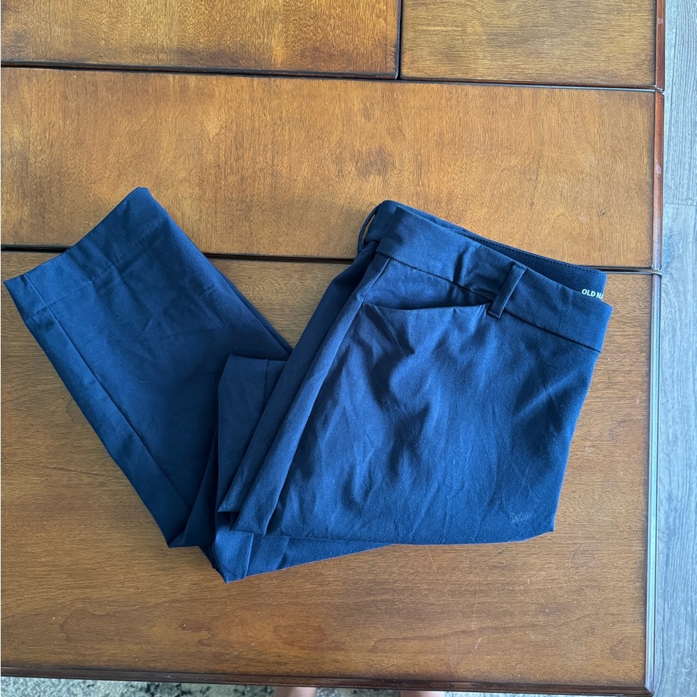 Old Navy straight leg pixie pants